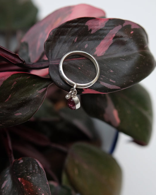 Pendulum Ring Size 8