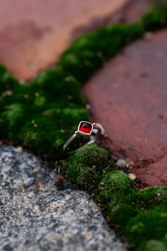 Candy Apple Ring Size 6 1/2