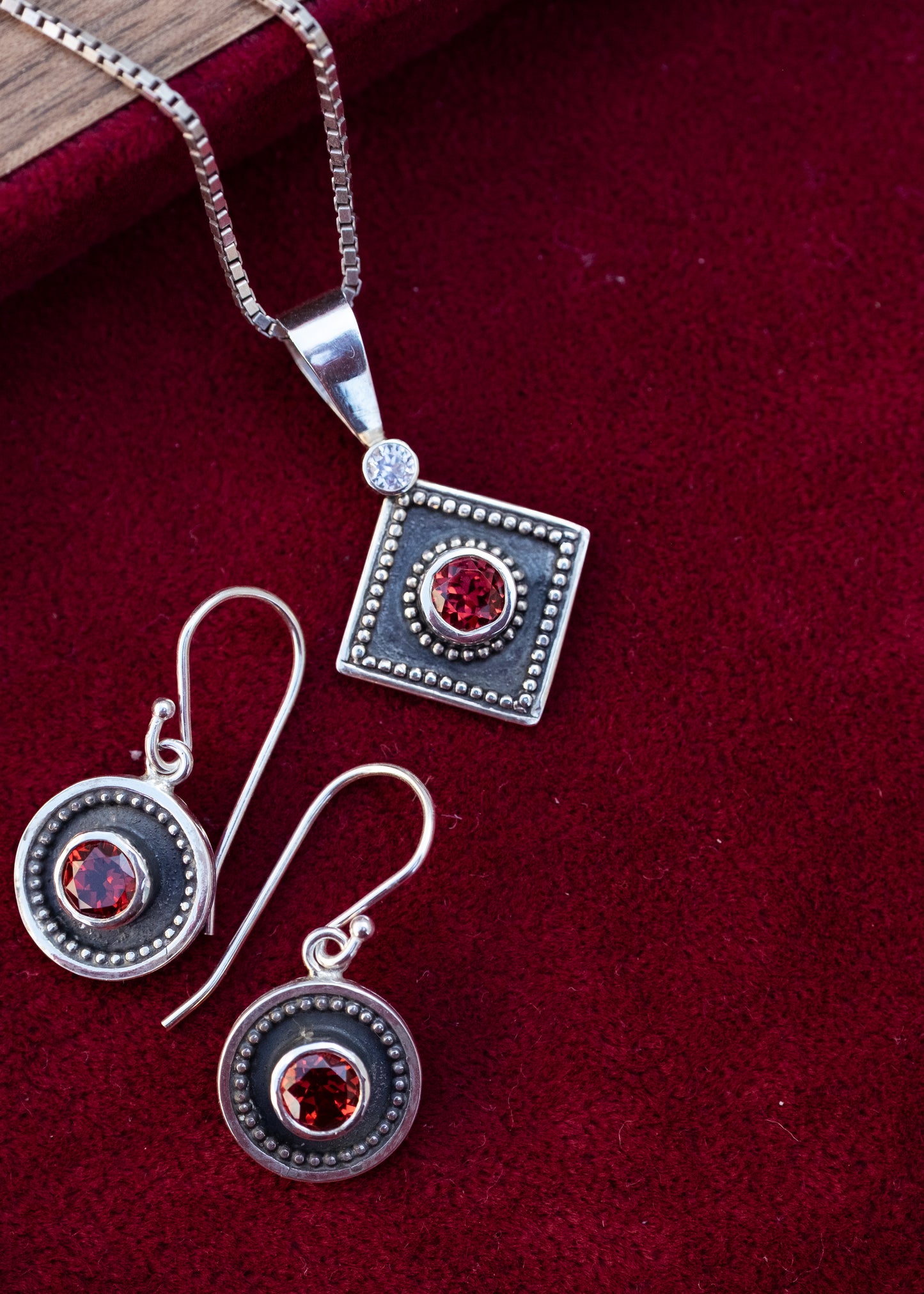 Vasilissa Pendant